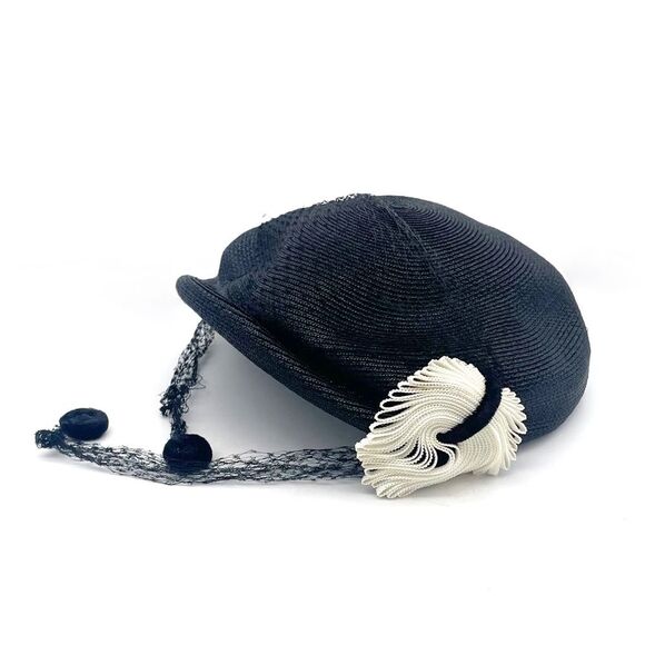 Vintage 50s Tilt Hat Black & Cream Straw Close Style Fascinator Black Mesh Veil - Picture 4 of 16